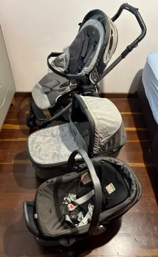 Kit Carrinho de Bebê Peg Perego Book Plus 3 em 1 + Base Veicular (Importado)