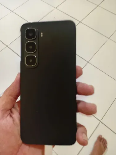 INFINIX HOT 60I 400 REAIS
