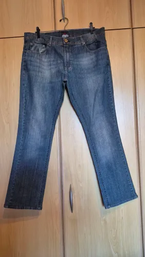 Calça Jeans TACO 50 - Nunca Usada