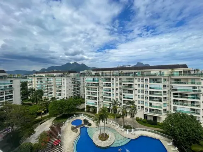 Cobertura para venda e locação na Barra da Tijuca, Rio de Janeiro 3 quartos 200m²
