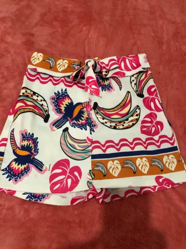 Short saia banana