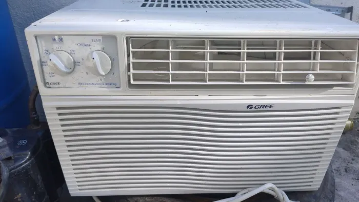 Vendo ar condicionado de caixa de 7mil btus
