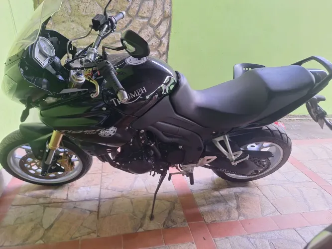 Vendo moto tiger 1050 triumph