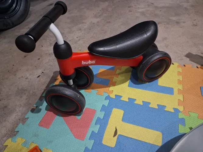Bicicleta de equilíbrio