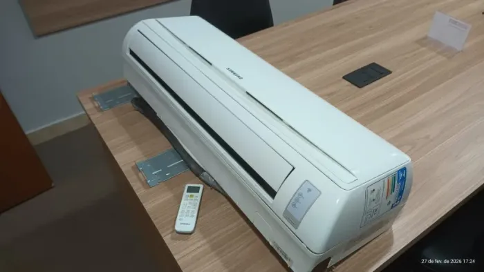 Evaporadora Split Samsung 18000btus Frio R22 AR18KCFUAWQNAZ