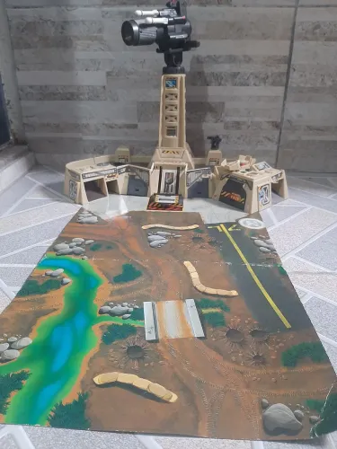 Base militar Galoob Micro Machines Night Attack vitange 1995