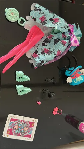 Acessórios ever after high Madeline Hatter WTW