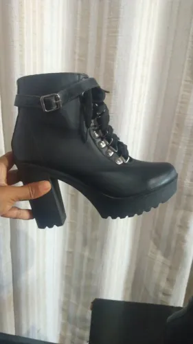 Bota número 37