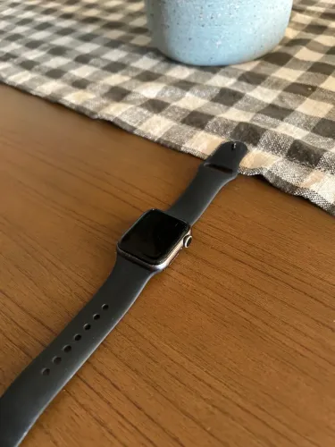 Apple Watch Series 5 40mm preto