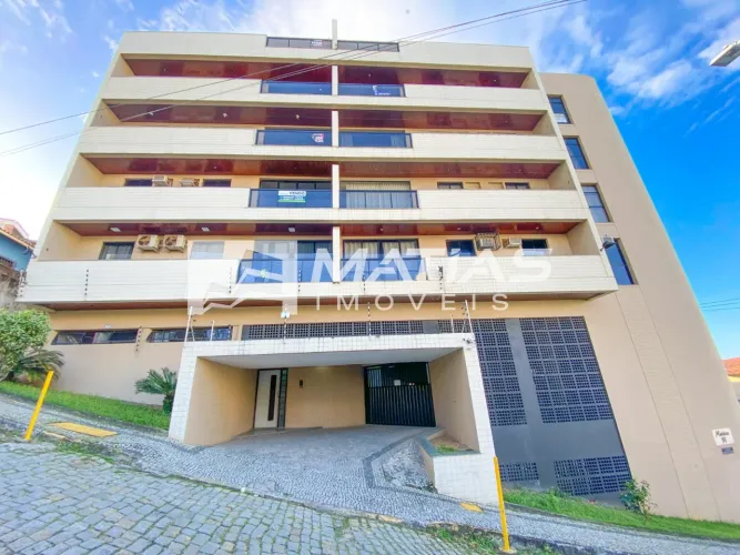 COBERTURA À VENDA EM GUARAPARI