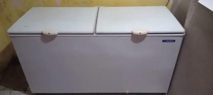 Frezer refrigerador MetalFrio 546 litros