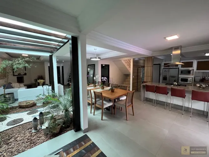 Casa em Condomínio para Venda em Balneário Camboriú, Ariribá, 3 dormitórios, 3 suítes, 5 b