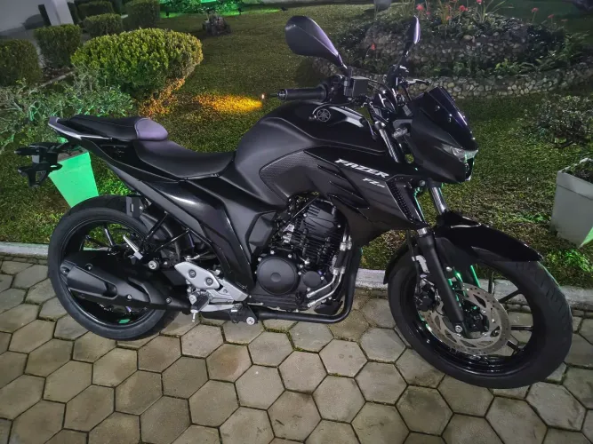 YAMAHA FZ25 ABS BlueFlex 2022 - Matt Black