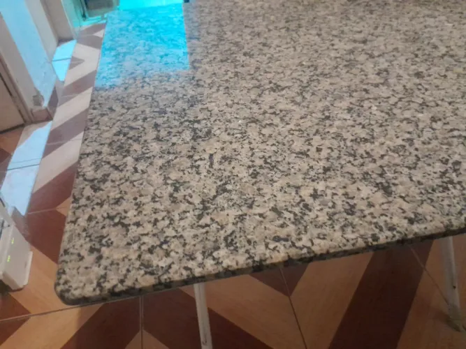 MESA DE GRANITO