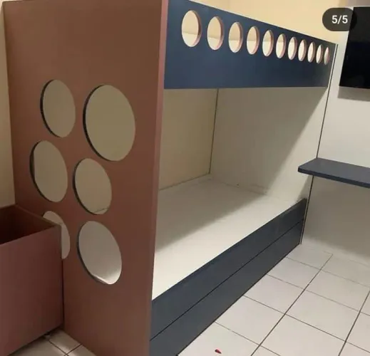QUARTO COMPARTILHADO PARA MULHERES