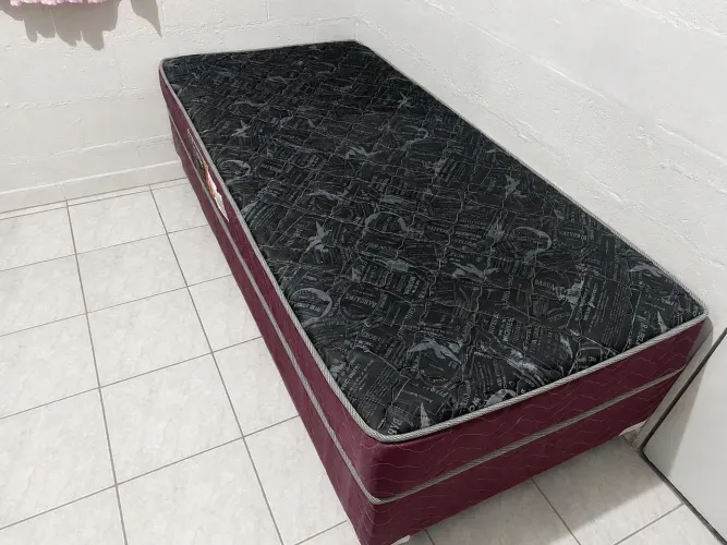 Cama box de solteiro