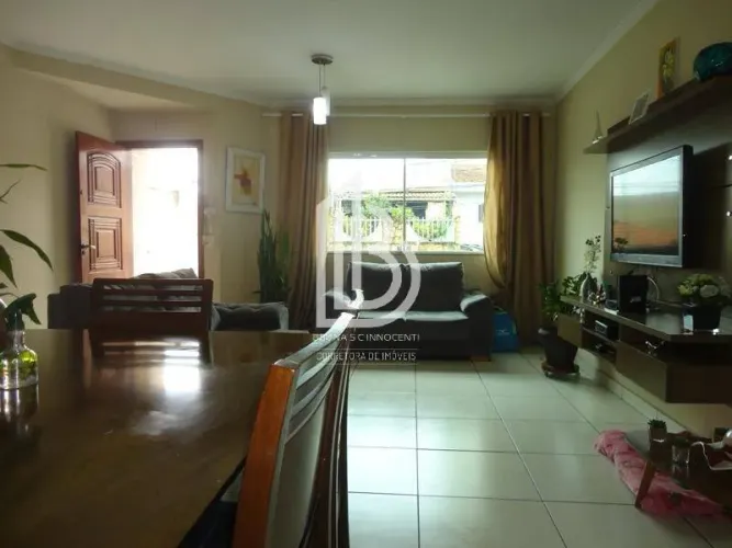 Sobrado para alugar no Demarchi 236m² com 3 quartos, 1 suite 4 vagas