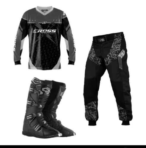 ROUPA DE TRILHA E BOTA