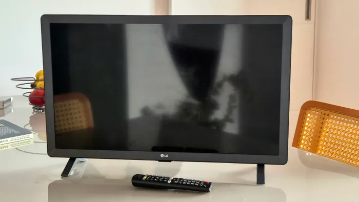 TV Smart LG 24