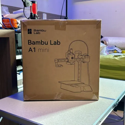 Impressora 3D Bambu A1 Mini (Lacrada)