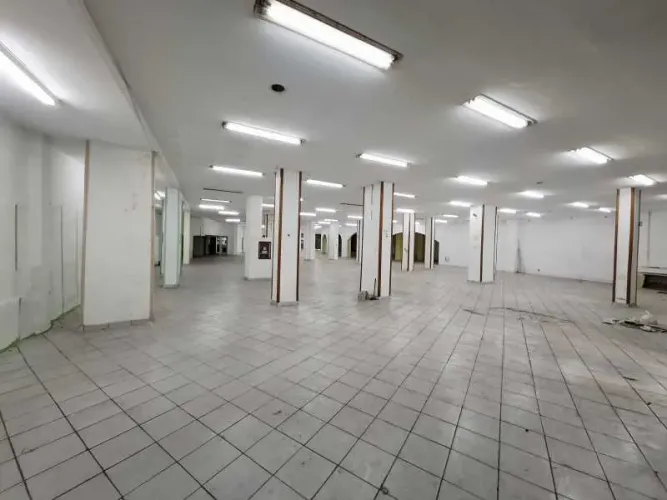 Loja Comercial 1223m² Linear Duas Frentes Venda ou Locação pé direito alto pode Ser Feito