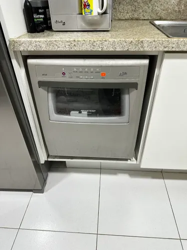 Máquina de lavar louça Brastemp 8 serviços
