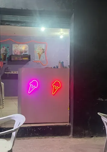 Vendo balcão sem defeito com led para sorveteria