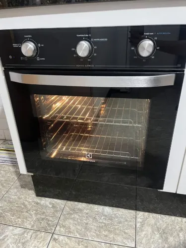 Forno elétrico 220V Electrolux