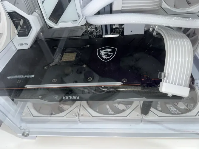 Placa de Vídeo RX6900xt MSI Gaming X Trio 16gb 
