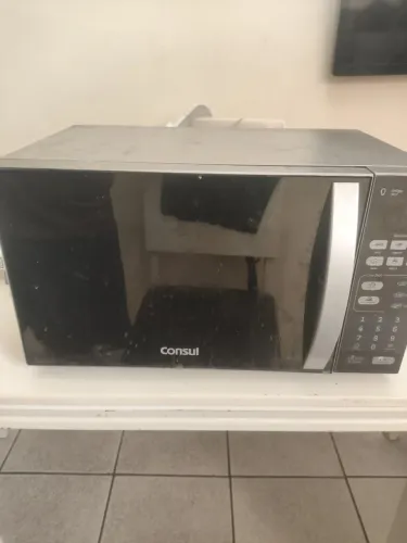Vendo microondas Consul em perfeito estado funcionando perfeitamente, 