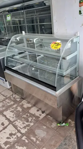 Balcão refrigerador pra bolo e torta
