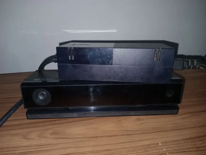 Fonte e kinect xbox one
