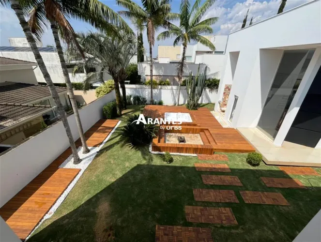 Casa em condomínio com 536,39m² 3 quartos à venda no Jardins Roma