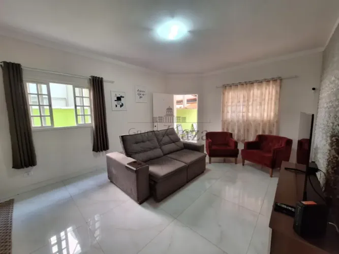 Oportunidade - Casa em Condomínio - Urbanova - Residencial Eldorado - 3 Dormitórios - 175m