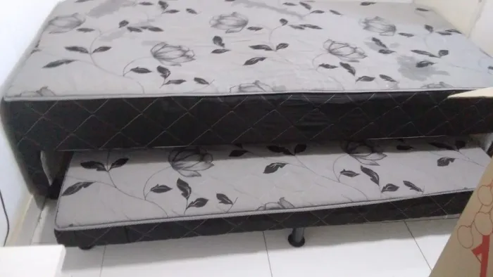 Vende-se essa cama retirada em Mangabeira 8