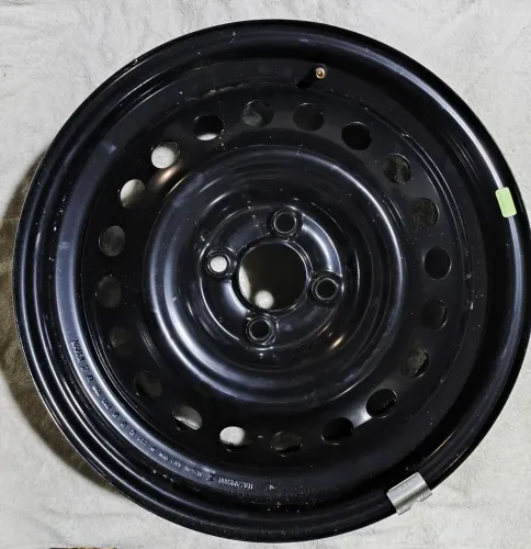 RODA ARO 16 + CALOTAS NISSAN (estudo proposta)