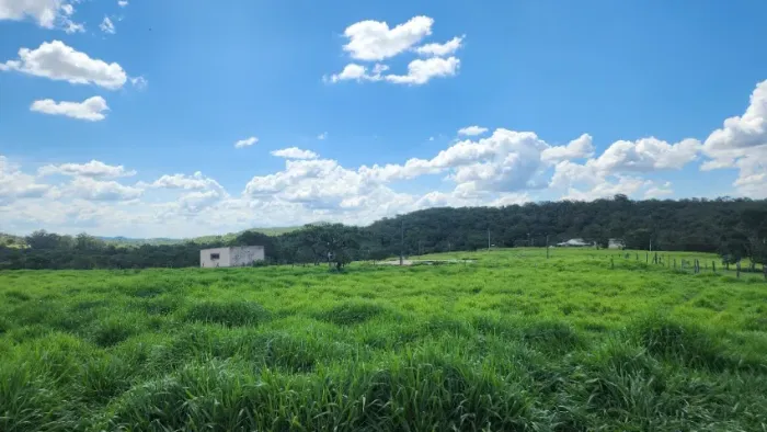 Vendo sítio próximo a brazlândia 