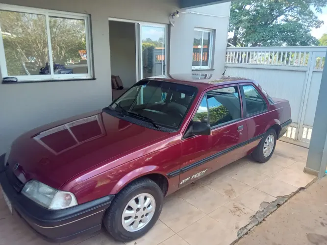 Chevrolet Monza GL 2.0 Efi/sl/l/650/club/barc.2e4p (álcool) 1995