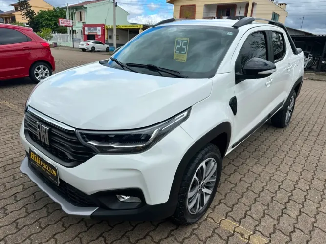 Fiat Strada Volcano 1.3 Flex 8V CD Aut. 2025