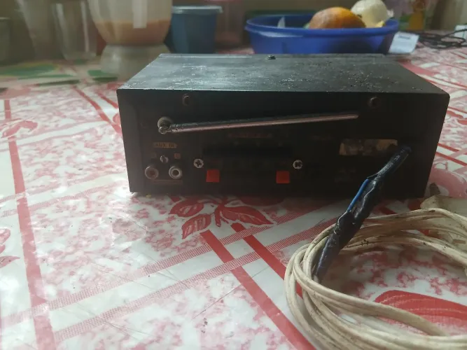 Vendo um rádio de carro