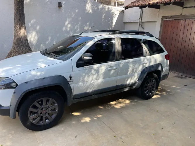 Fiat Palio Weekend Adventure Locker 1.8 Flex 2019