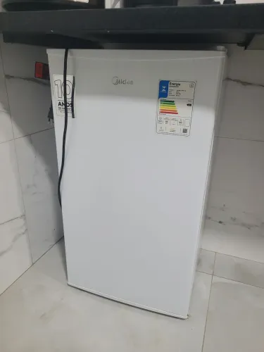 Frigobar midea