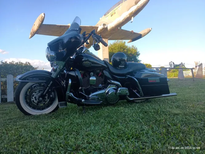 HARLEY ULTRA CLASSIC 