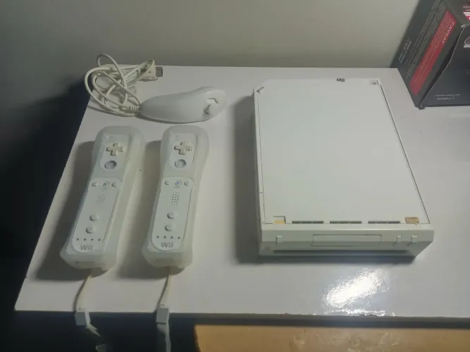 Nintendo Wii completo e desbloqueado 