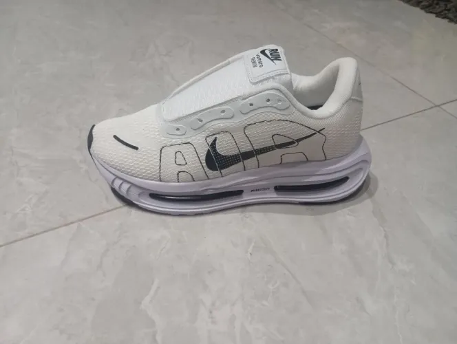 Tênis Nike vomero
