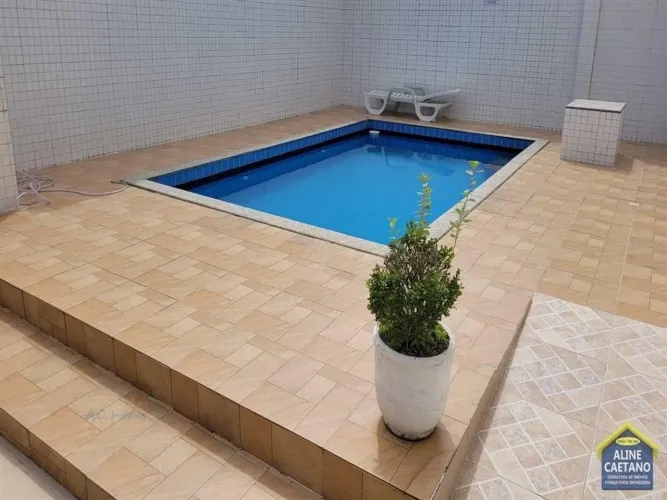 Sobrado de Condomínio 2 dorms no Maracanã - Praia Grande, SP