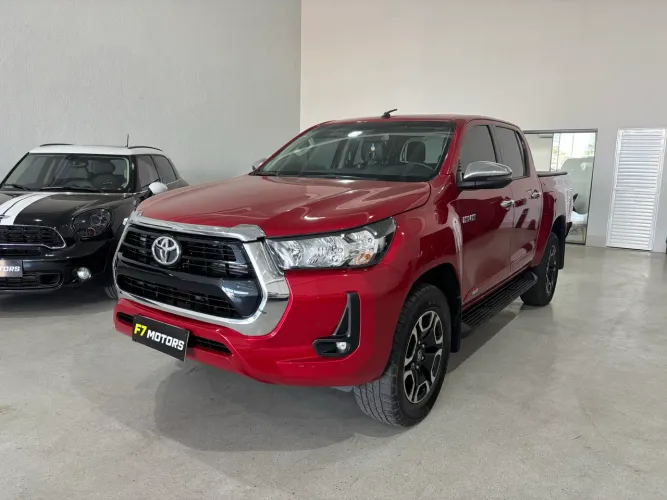 Toyota Hilux CD SRV 4X4 2.8 TDI Diesel Aut. 2022