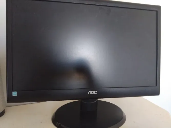 Monitor AOC e950Swn