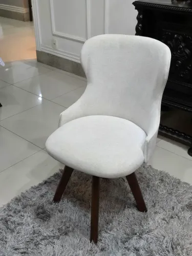 Cadeira Giratória Decorativa