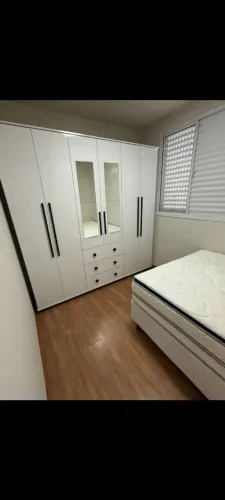 Guarda roupa a venda